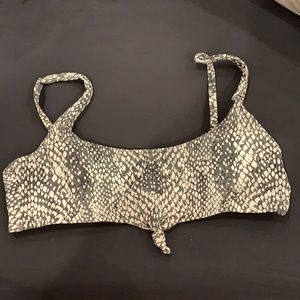 Xl bikini top- snakeskin print, never worn